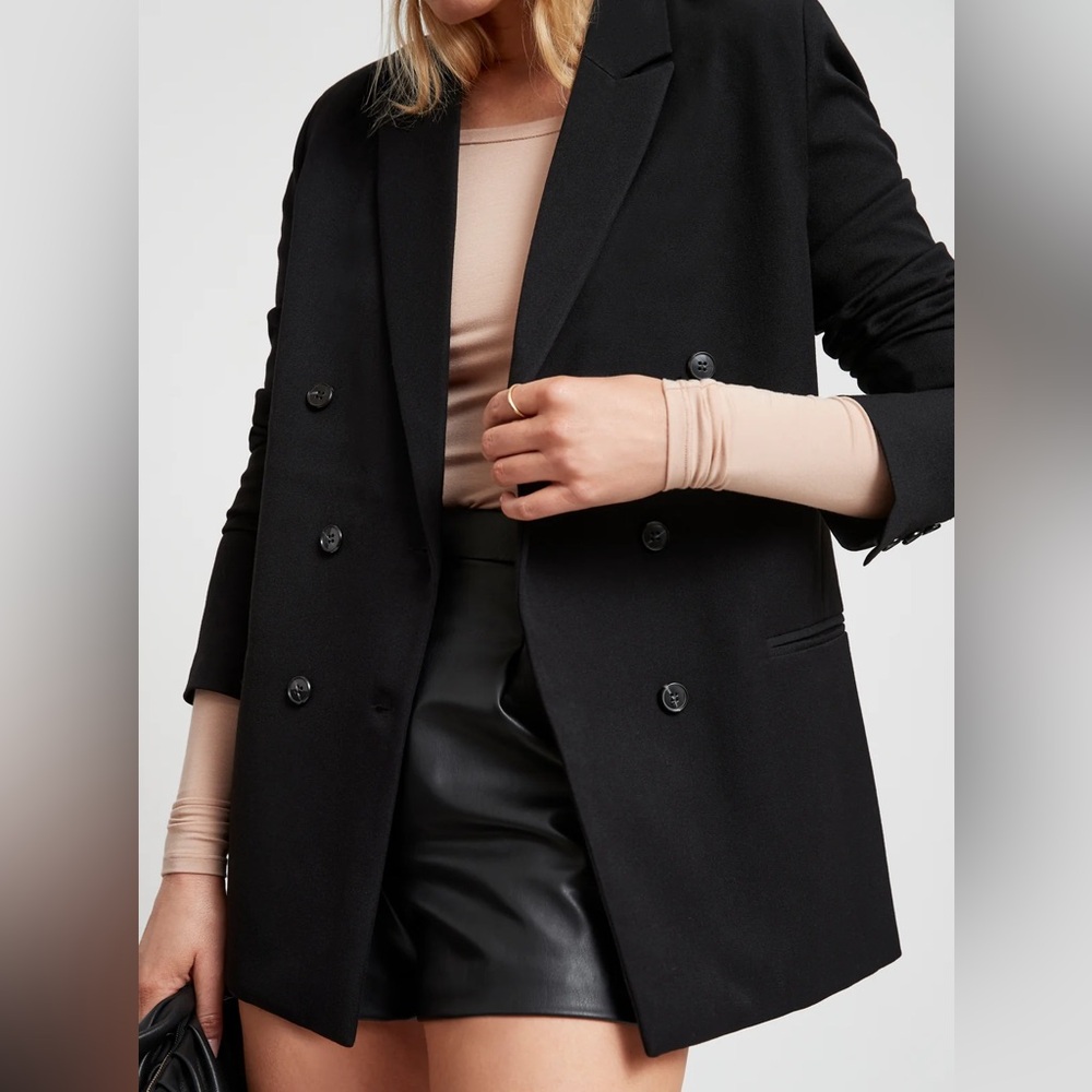 Elegant Black Double-Breasted Women's Blazer